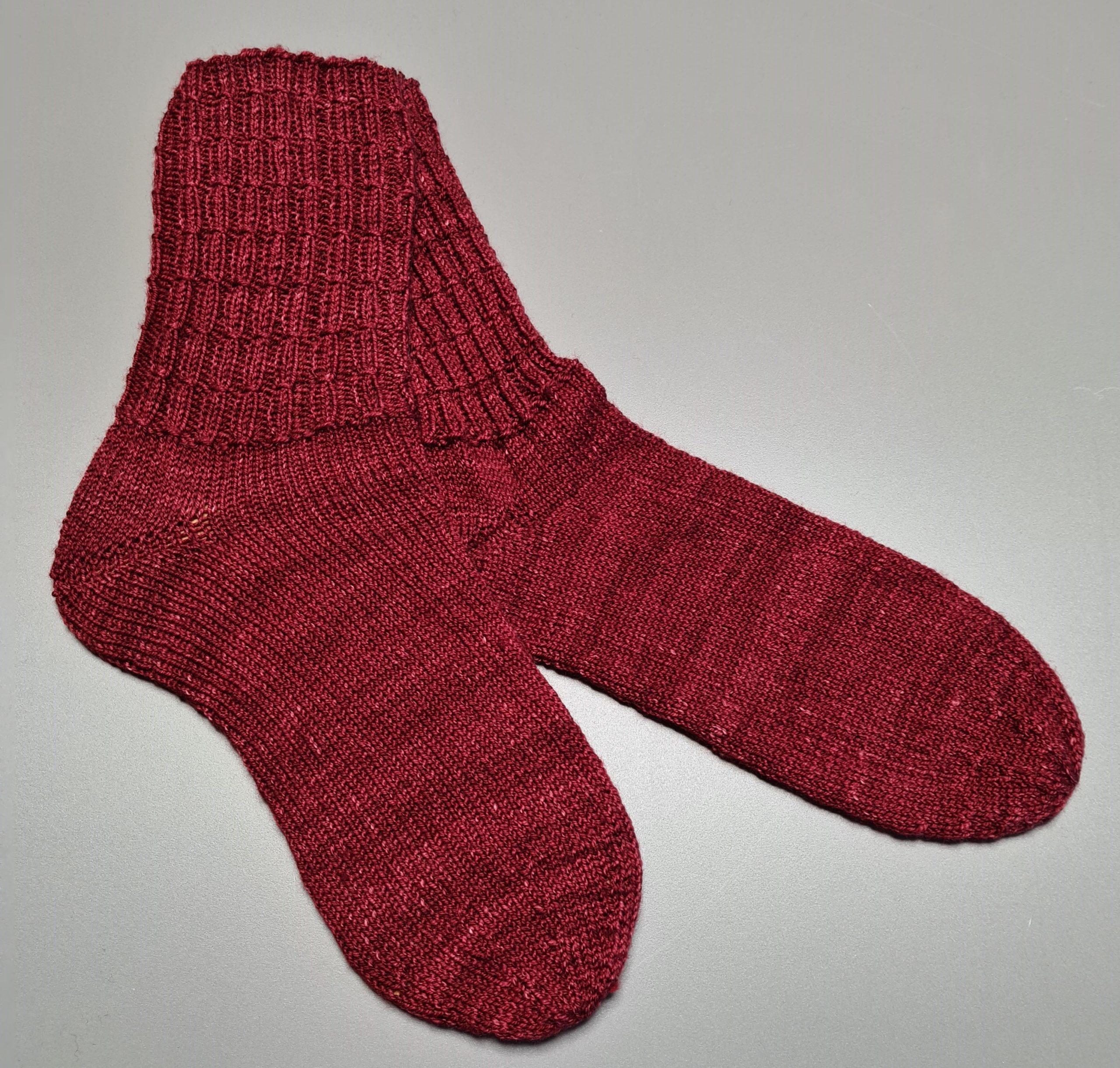 Handgestrickte Yoga-Socken, Gr. 36 - 38 - Irène's Strickstübli